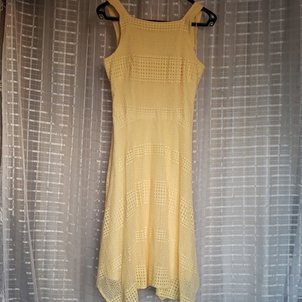 Maggy London yellow dress
